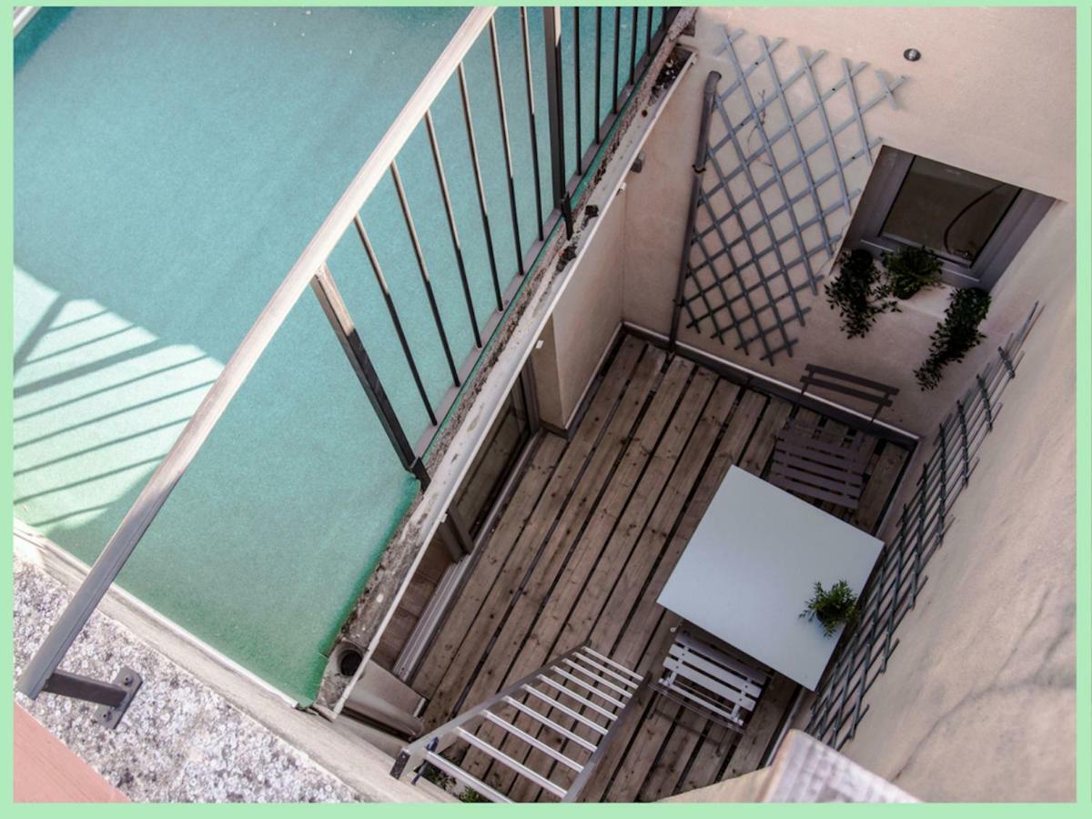 Aventure Avignonnaise - Rooftop Terrasse - Intramuros - City Center Εξωτερικό φωτογραφία
